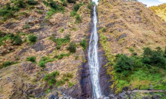 Birthi Waterfall Munsiyari